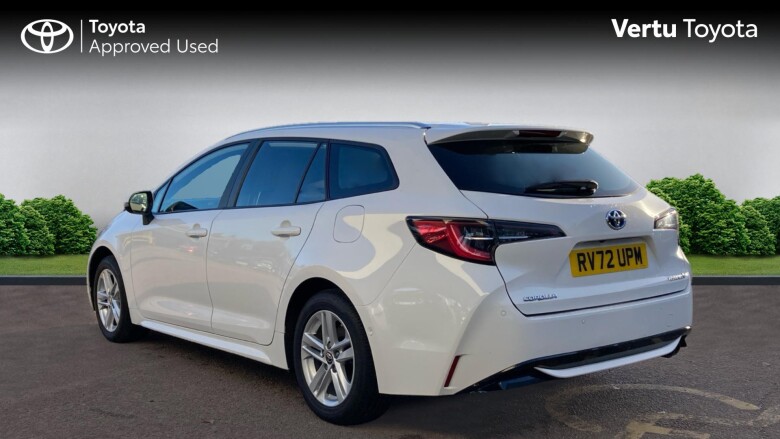 Toyota Corolla 2.0 VVT-i Hybrid Icon Tech 5dr CVT Hybrid Estate